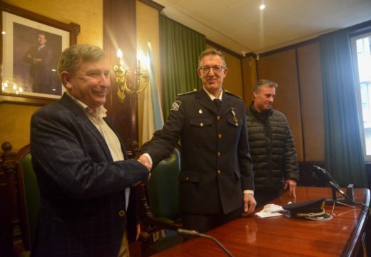 Xosé Manuel Bretal tomou posesión como novo xefe da Policía Local de Riveira